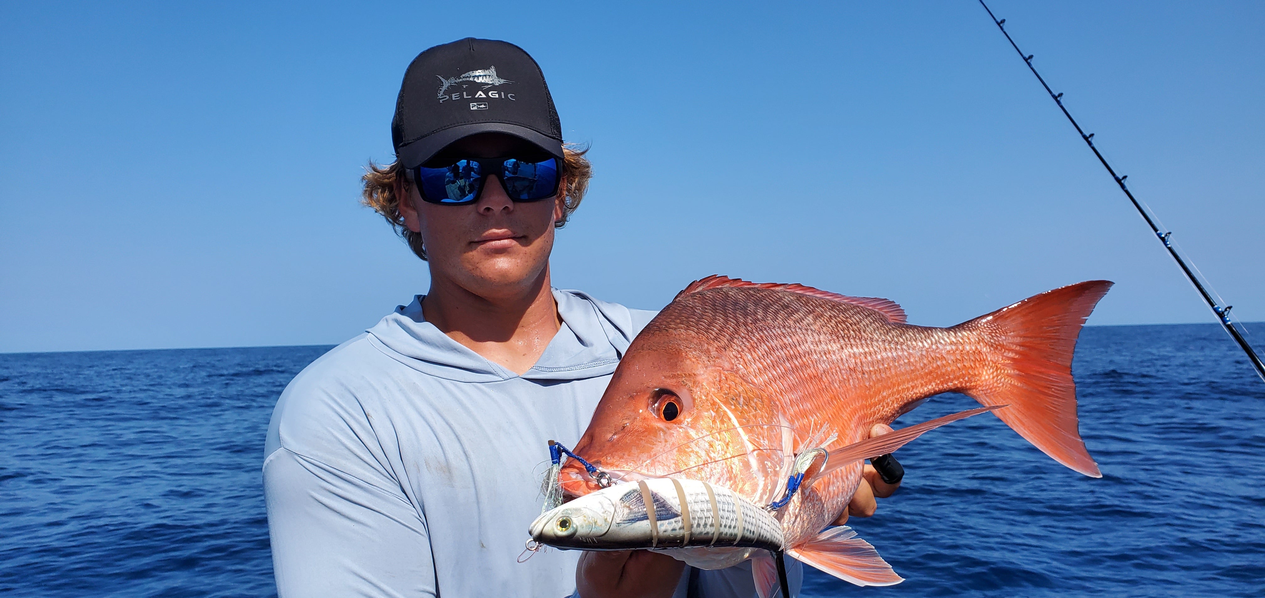 Sight fishing Red Snapper with artificial lures