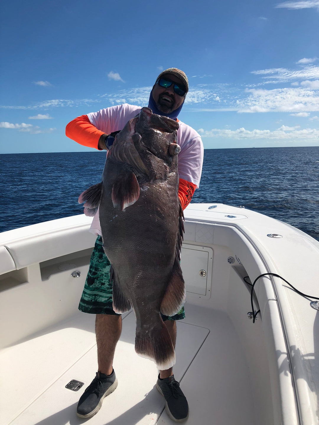 Deep Drop Fishing in the Bahamas - Marea Fishing